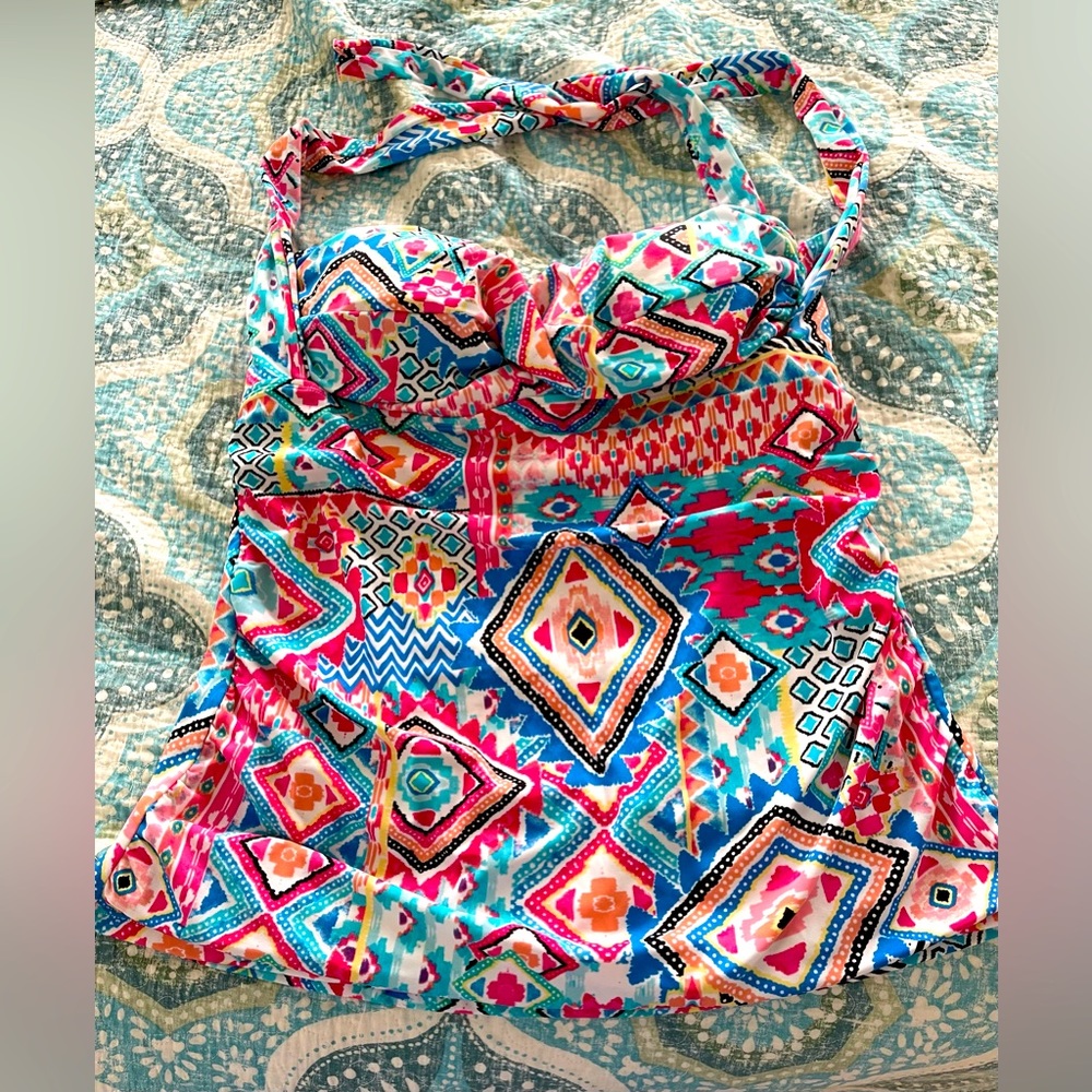 Beautiful tankini top…Size 18